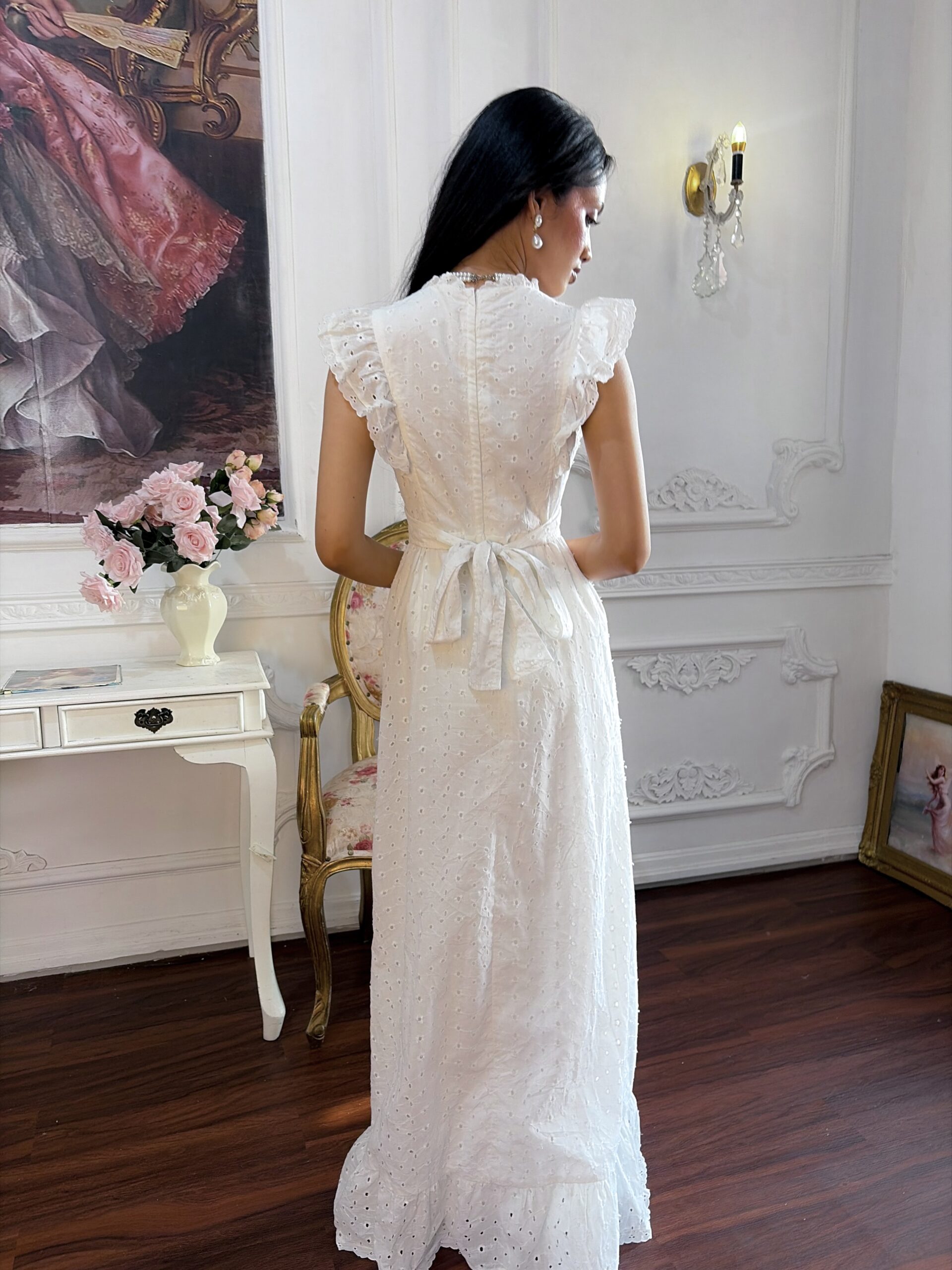 Alabaster Lady