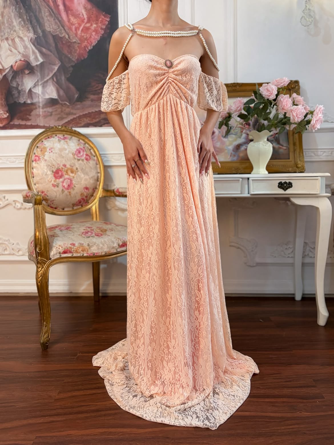 Peach Lace Empress